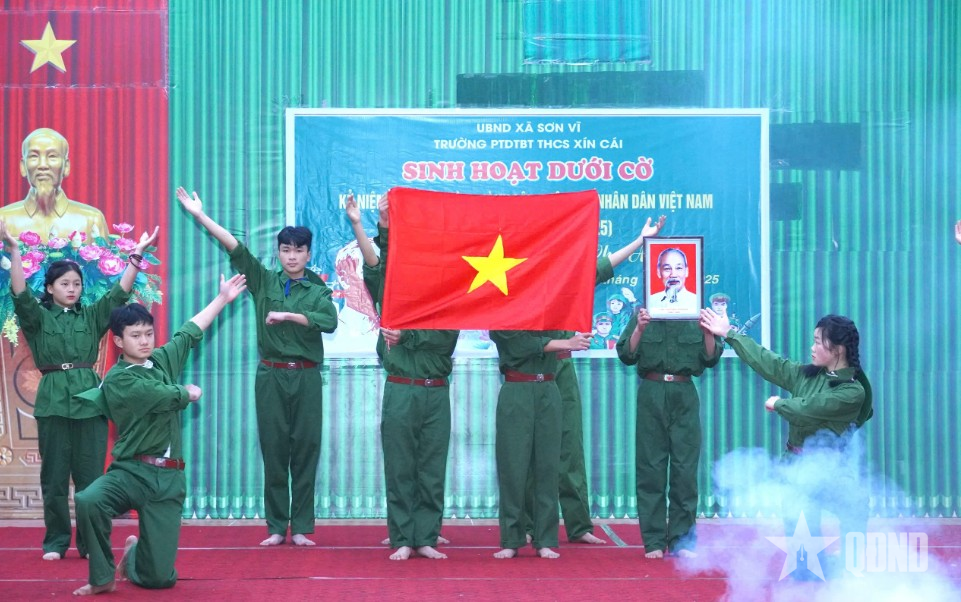 Thắp lên niềm tin nơi vùng biên Sơn Vĩ